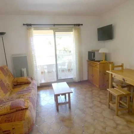 Apartment Alisier 5 *